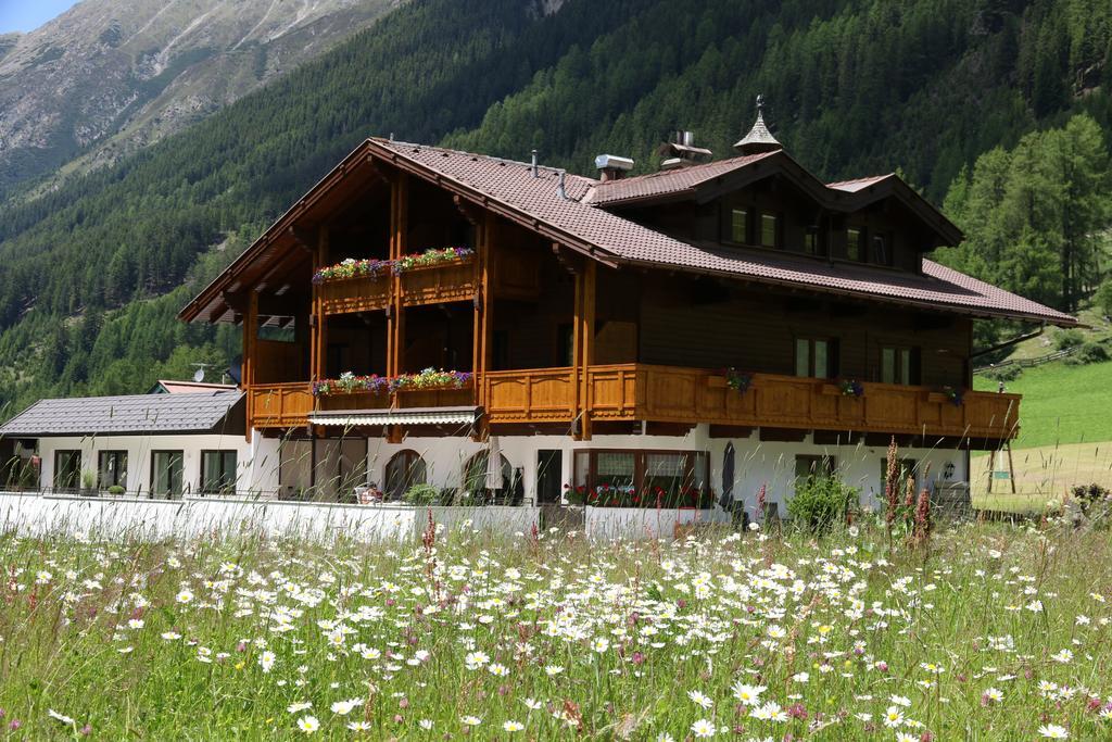 Ferienhaus Brigitte Längenfeld Kamer foto