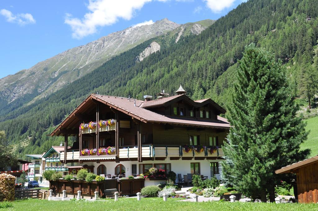 Ferienhaus Brigitte Längenfeld Buitenkant foto