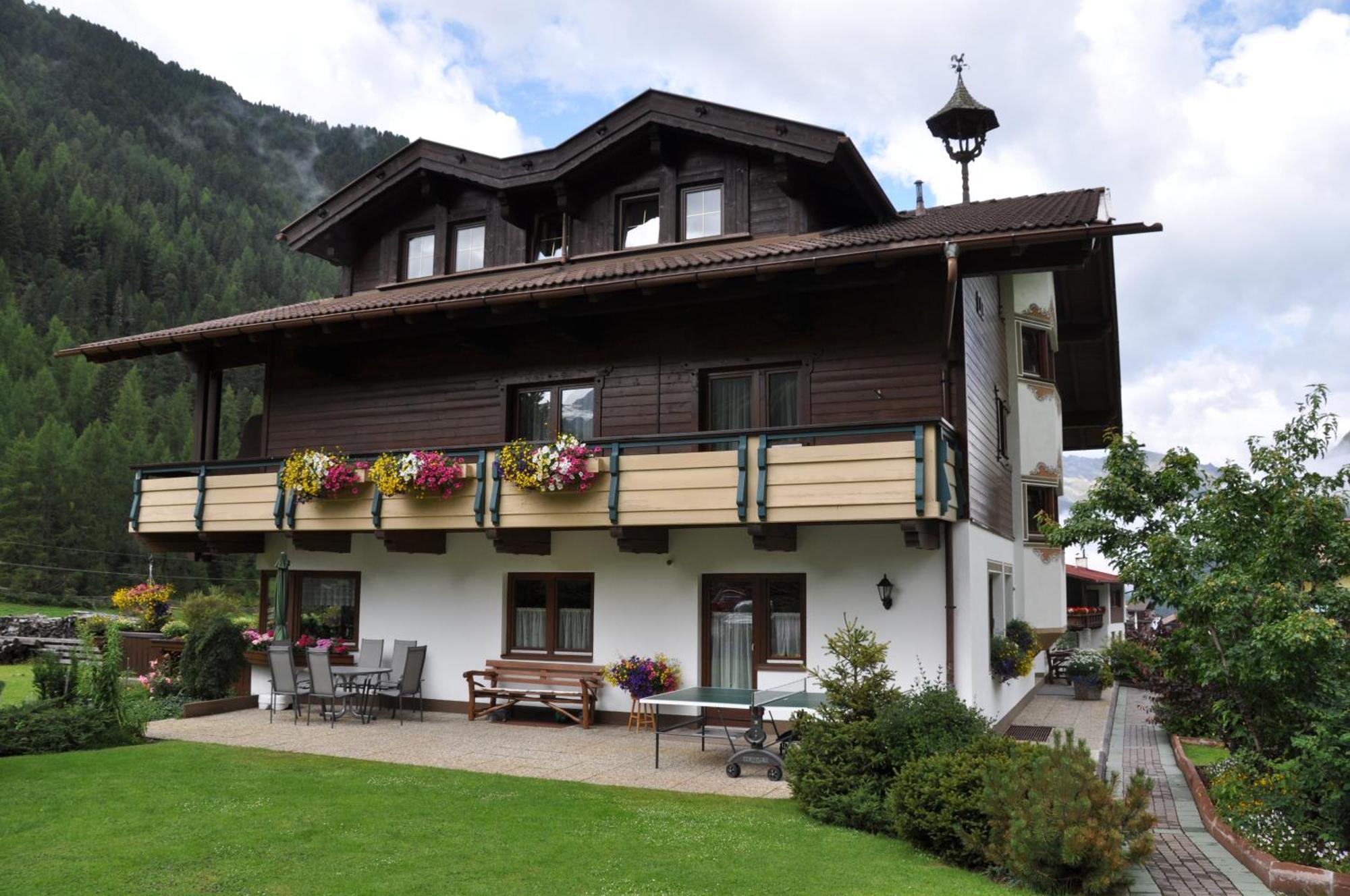 Ferienhaus Brigitte Längenfeld Buitenkant foto